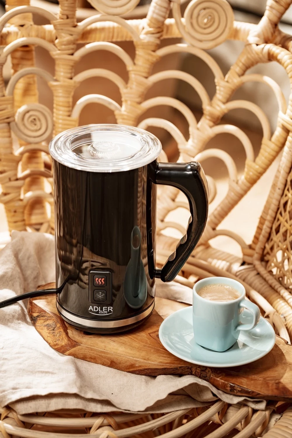 Shkumues qumështi Adler AD 4478, 115 ml, i zi