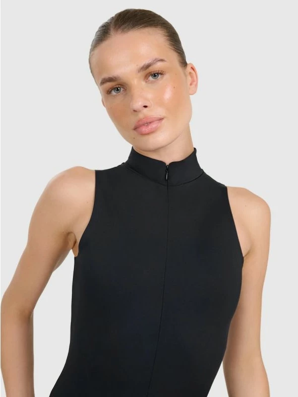 Kominoshe sportive për femra 4f