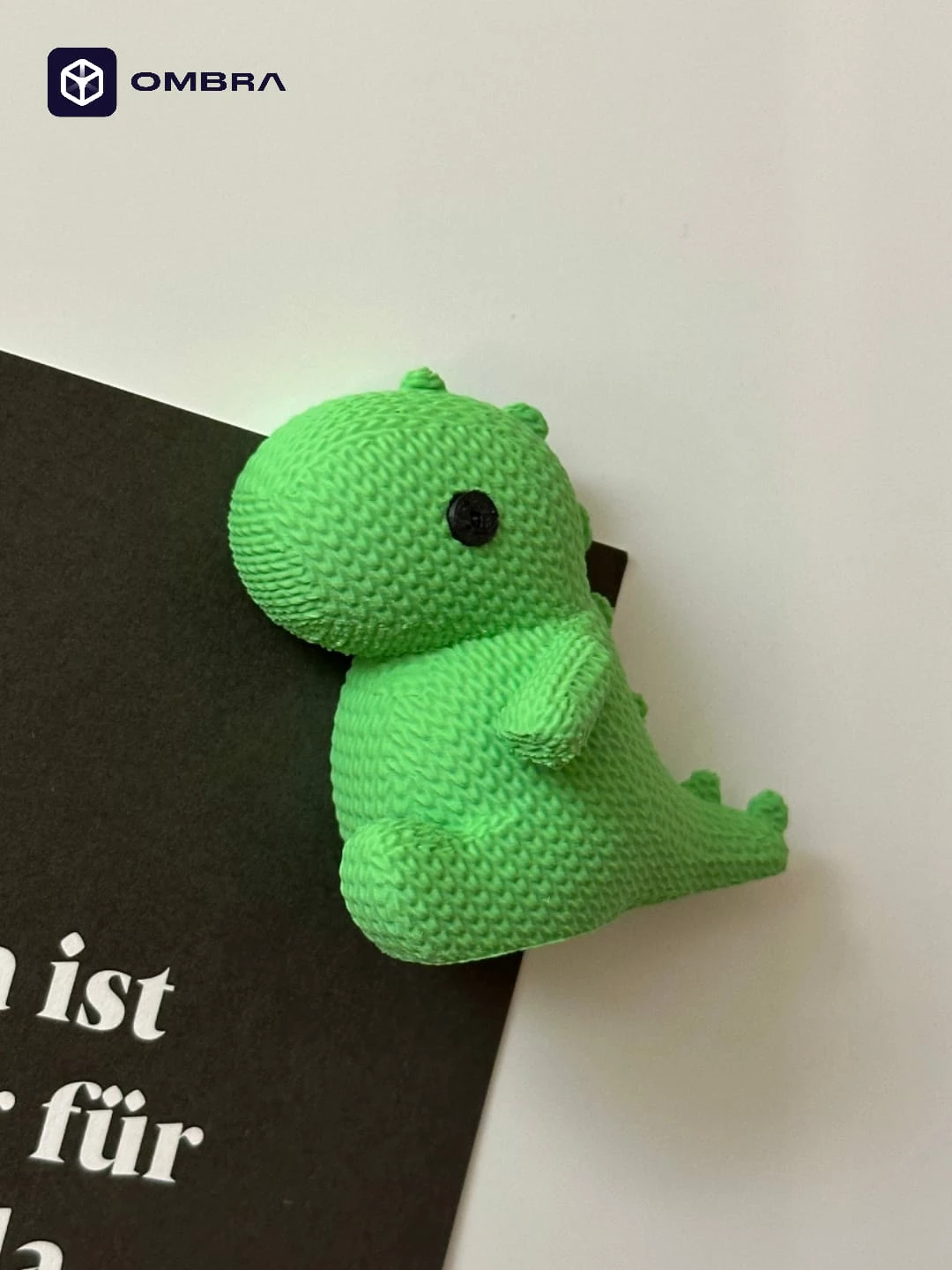 Knitted Dino Fridge Magnet - e gjelbert