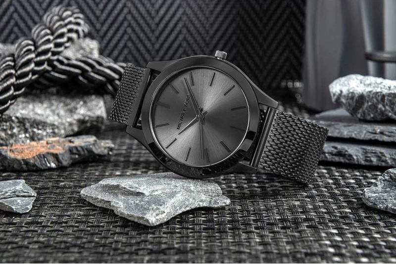 Orë dore dhe portofol kartelash Michael Kors për meshkuj, të zeza