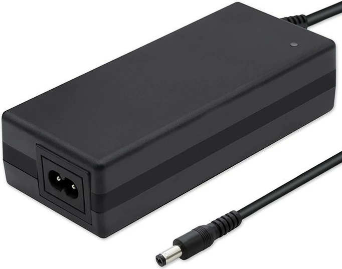 Karikues biçiklete elektrike Qoltec 50760, 42V, 2A, prizë 5.5x2.1mm, e zezë