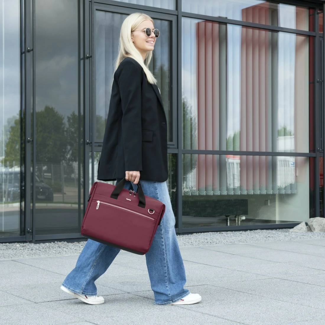 Çantë laptopi Hama Ultimate 227068, 15.6-16.2 inç, e kuqe