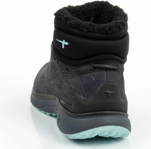 Atlete femra Tamaris, të kaltra