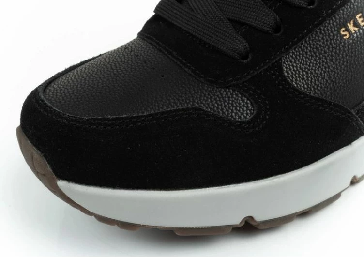 Atlete për femra Skechers, të zeza