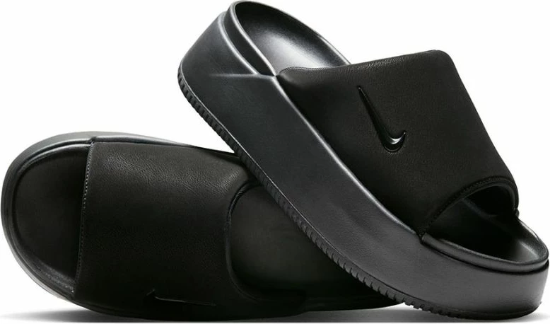 Papuqe Nike, të zeza