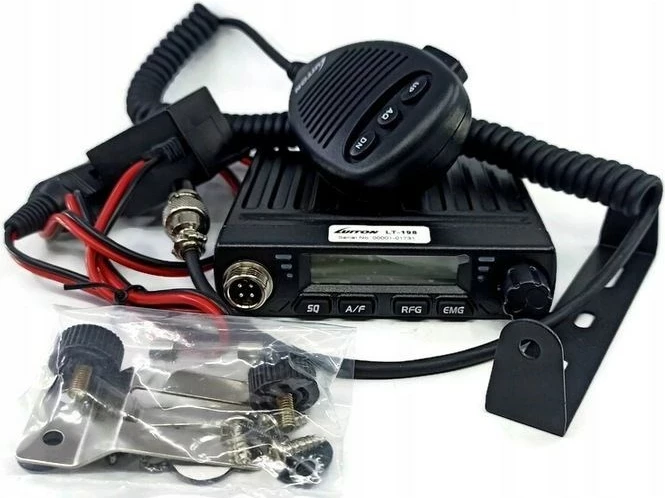 Radio CB Luiton LT-198, AM/FM, me prizë çakmaku, e zezë