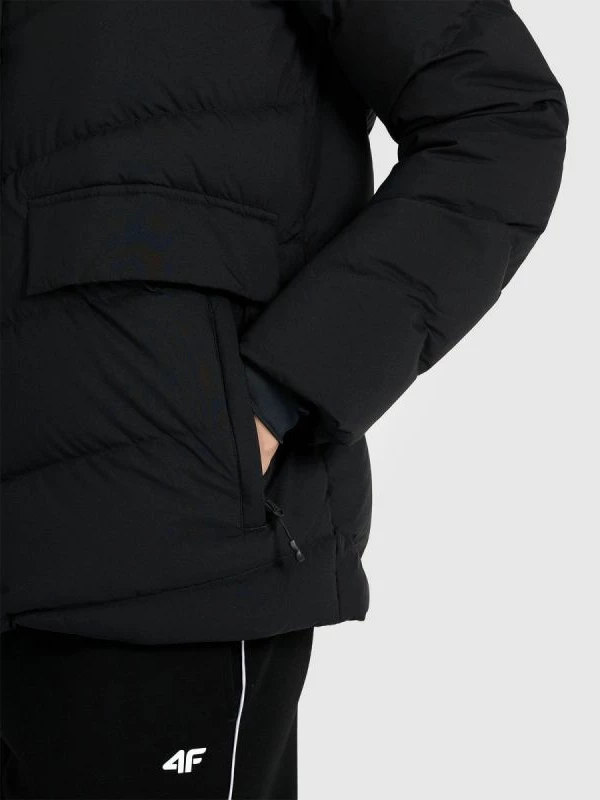 Jakne per femra 4F, e zeze