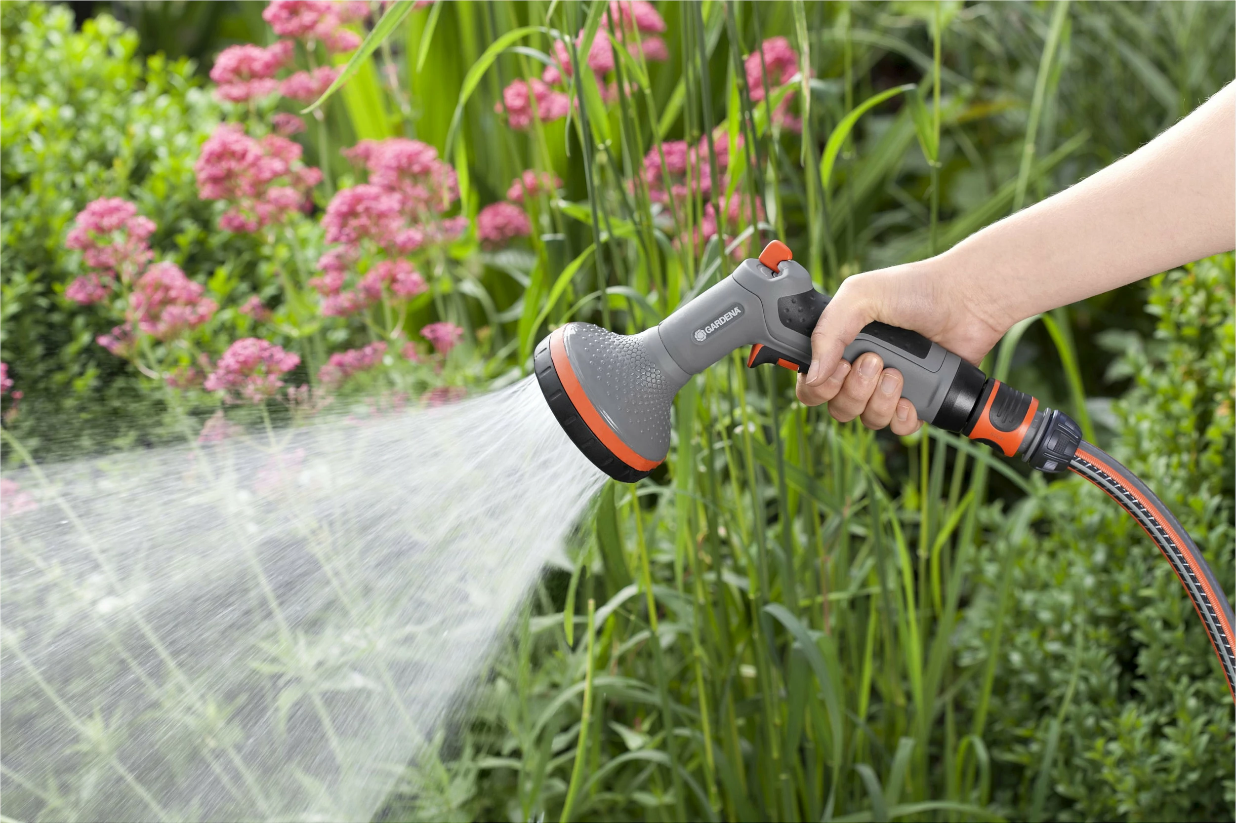 Spërkatës uji Gardena Comfort Brause për lule dhe shtretër, gri/portokalli