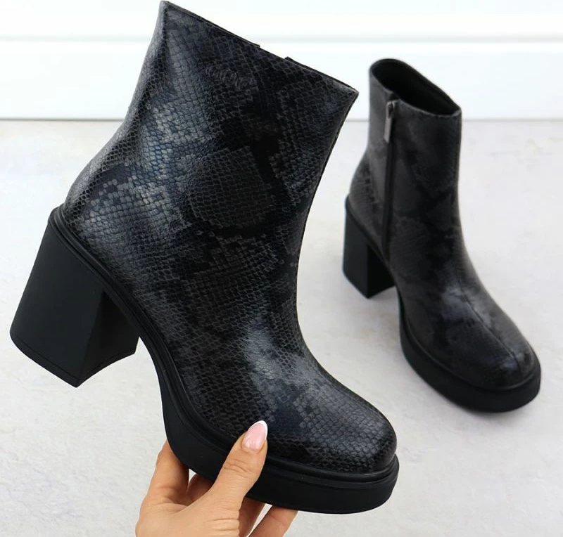 Çizme lëkure femra Goe SS2N4152, të zeza