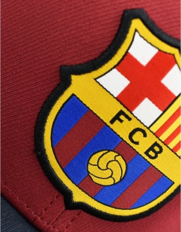 Kapelë për meshkuj FC Barcelona, shumëngjyrëshe