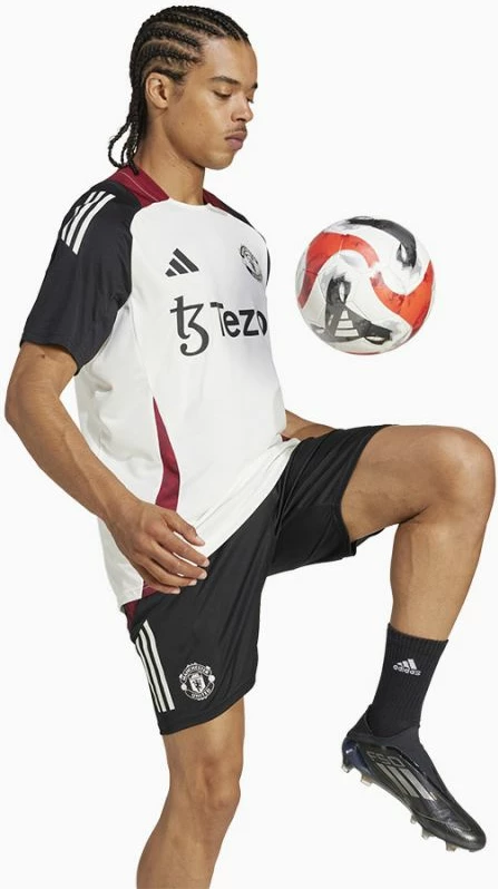 Maicë për meshkuj adidas, e bardhë