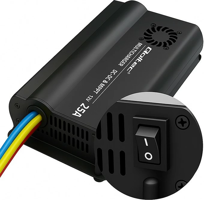 Karikues DC-DC Qoltec 51920, 12V, 25A, me MPPT, i zi