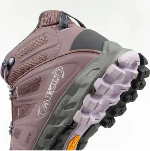 Çizme Aku femra, vjollcë