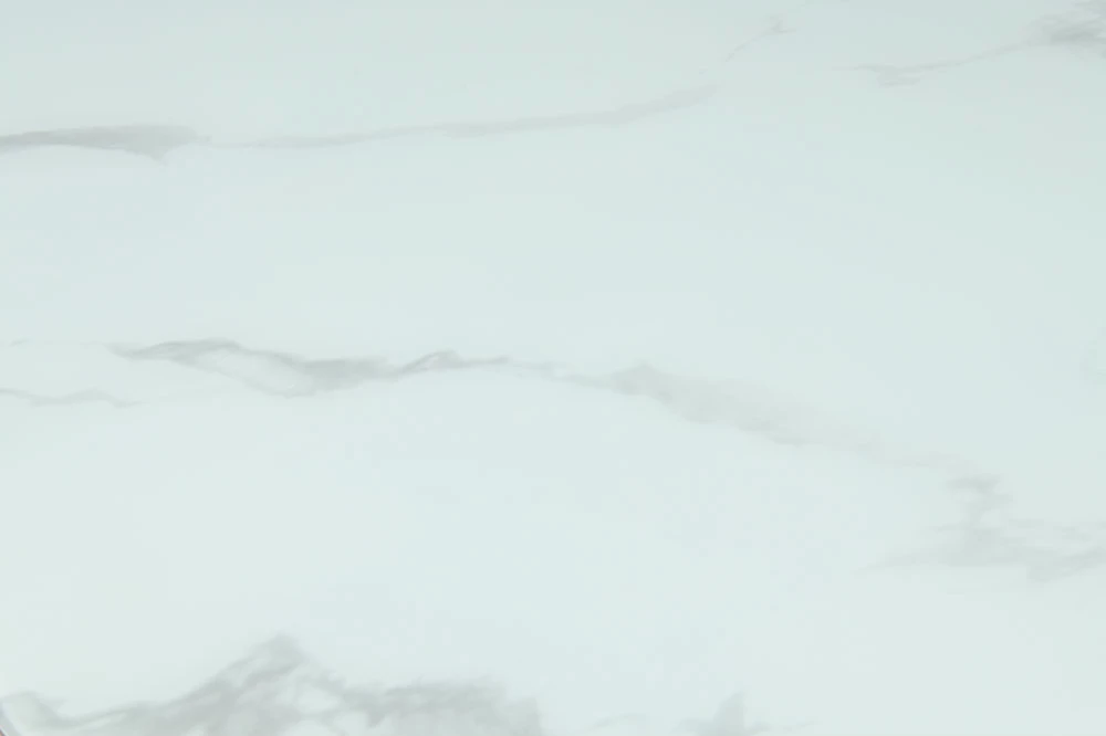 Tavolinë TOTEM, ngjyrë arre dhe e bardhë me pamje mermeri, 120x120x76cm