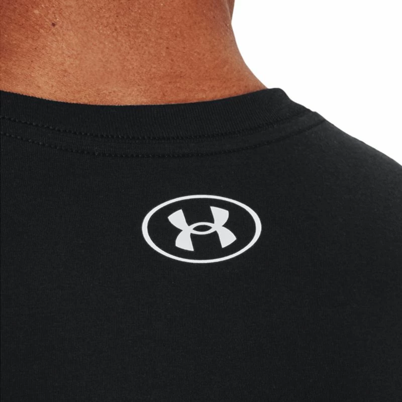 Maicë për meshkuj Under Armour, me vija kamuflozhi, e zezë