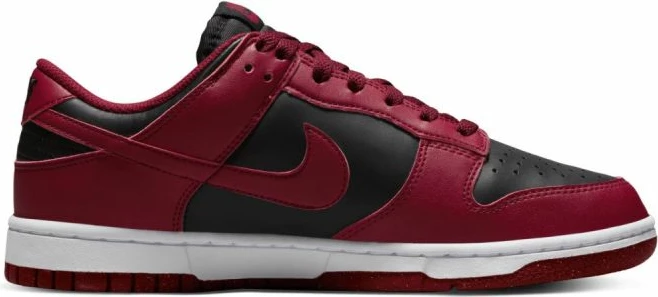 Atlete për femra Nike, të kuqe