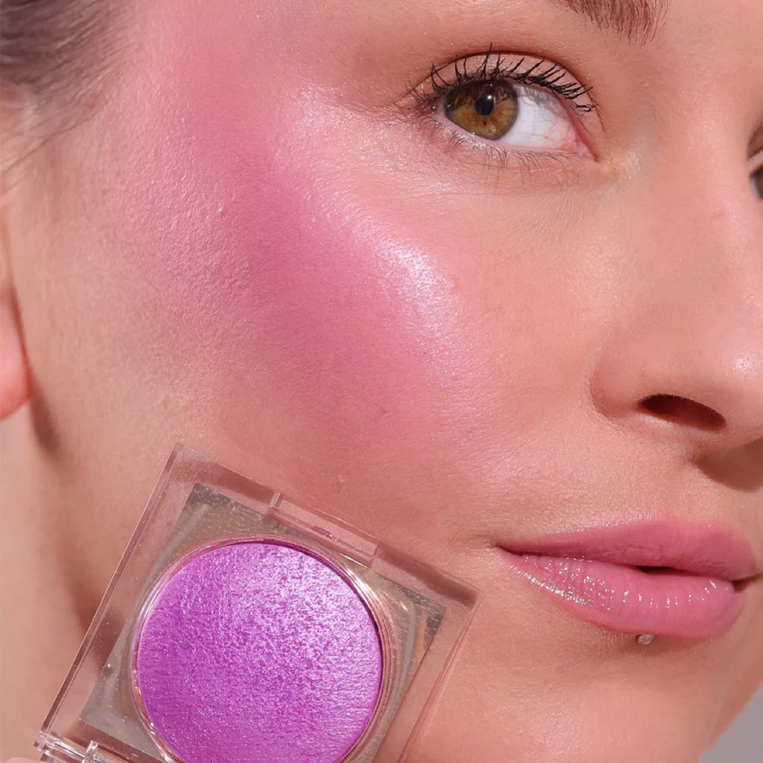 Revolution - Blush Beam Bright - Lick of Lilac