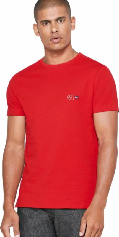 Maicë Tommy Hilfiger për meshkuj, e kuqe