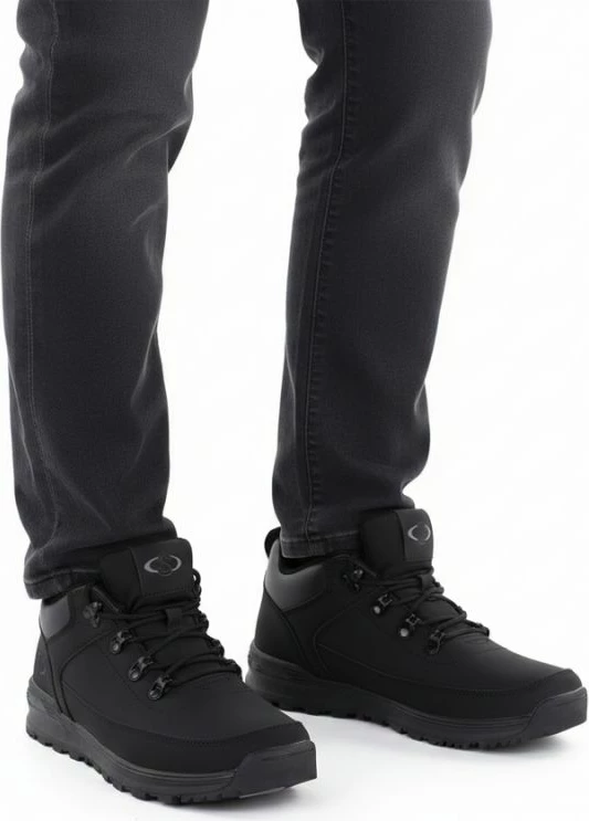 Çizme për femra Sabatina, të zeza