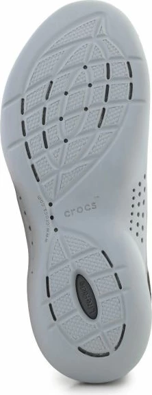 Këpucë Crocs për femra, të zeza