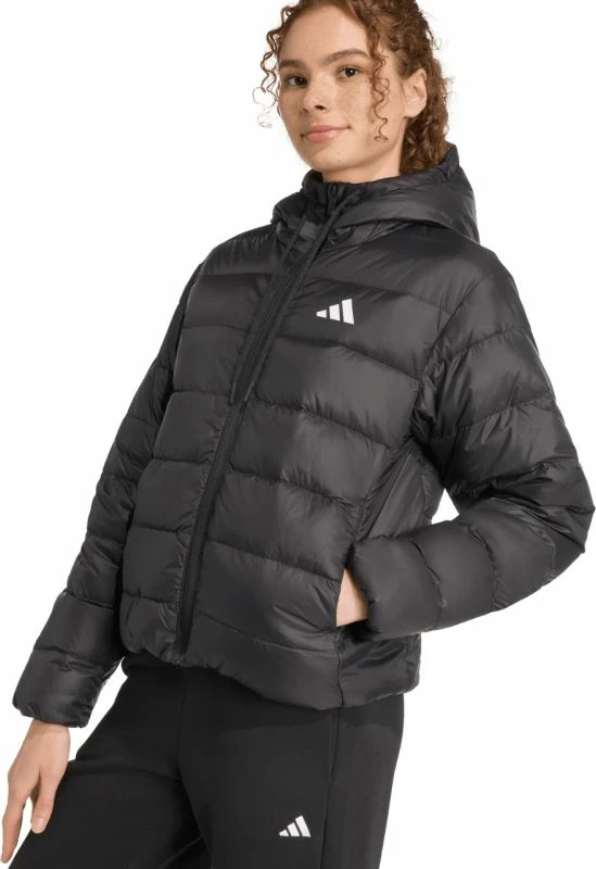 Jakne adidas për femra, e zezë