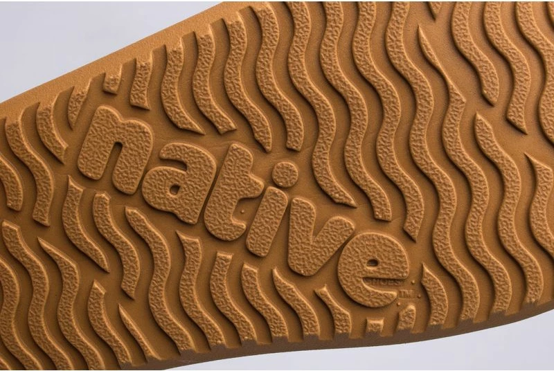 Atlete për fëmijë Native, të kuqe