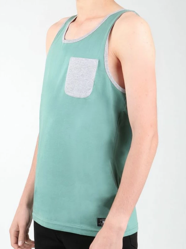 Maicë pa menge për meshkuj DC, e gjelbër