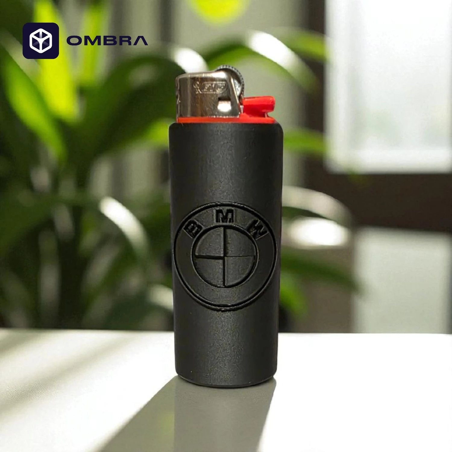 Mbajtse për çakmak, dizajni "BMW Bic Case", e zeze