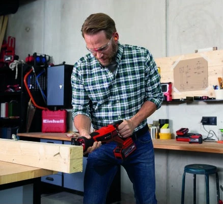 Sharrë reciproke Einhell TE-AP 18/28 Li BL Solo, brushless, 18V, pa kabllo, zi/kuqe