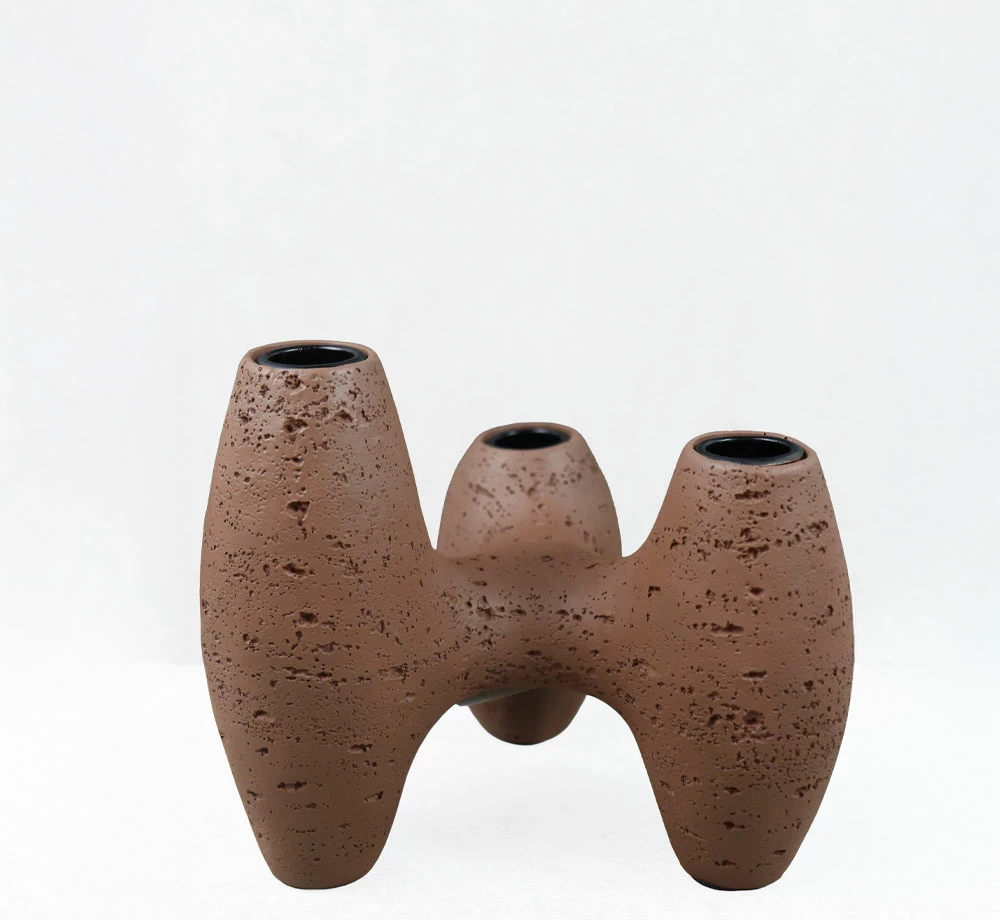 Mbajtëse qirinjsh TRIPTYCH I, rrëshirë, ngjyrë kafe, 18.5x15.5x15.5cm