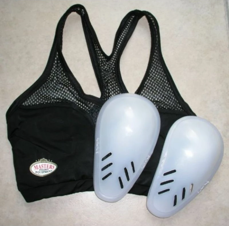 Mbrojtës gjoksi për femra Sport Masters OP-1, i zi