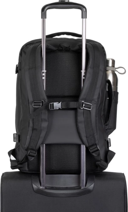 çantë shpine për laptop RivaCase 8465, 17.3\", ECO-RPET e papërshkueshme nga uji, e zezë