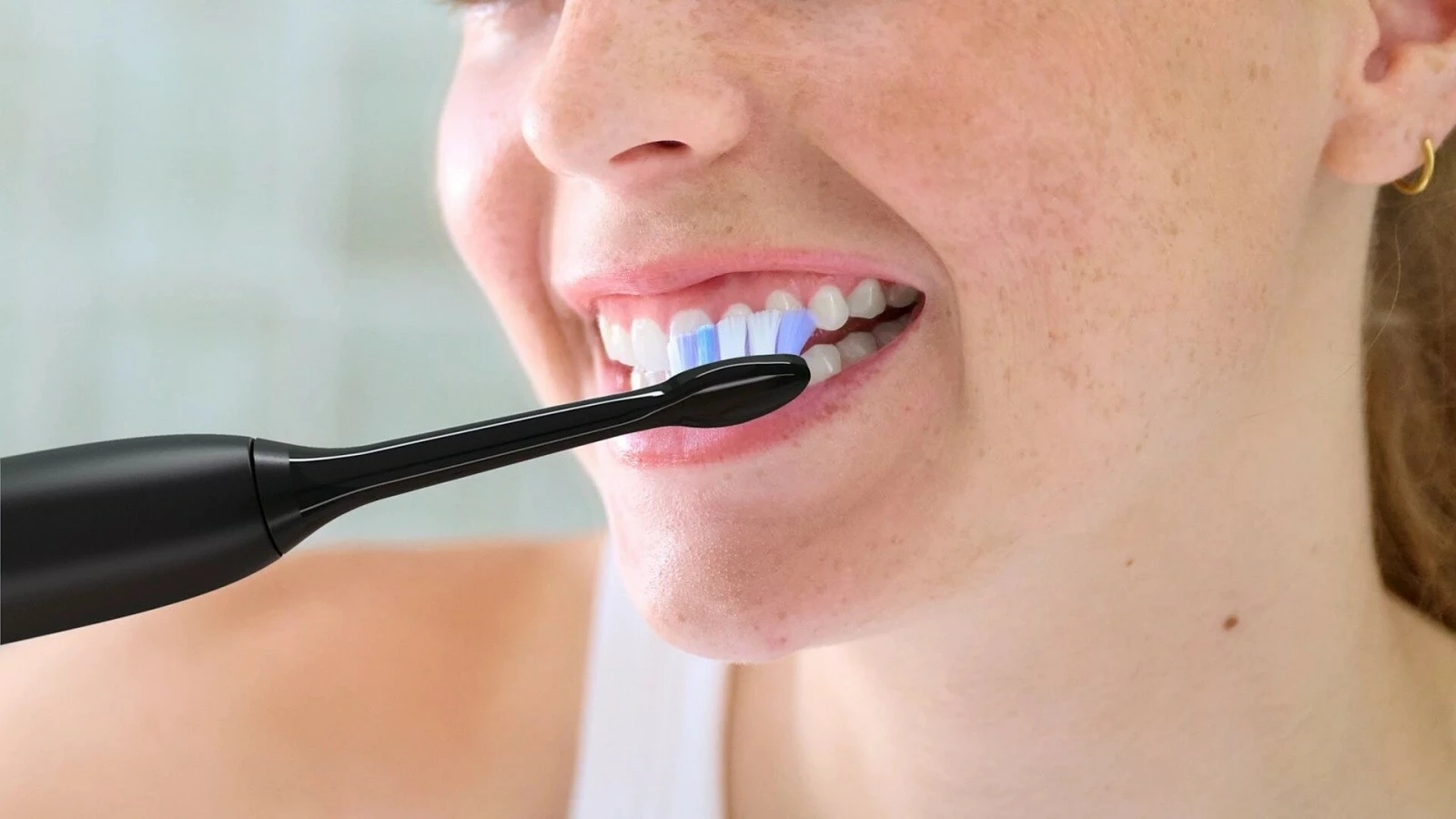 Kokë zëvendësuese për furçë dhëmbësh elektrike Sensitive standard, Philips HX6052/88, e zezë, set 2 copë